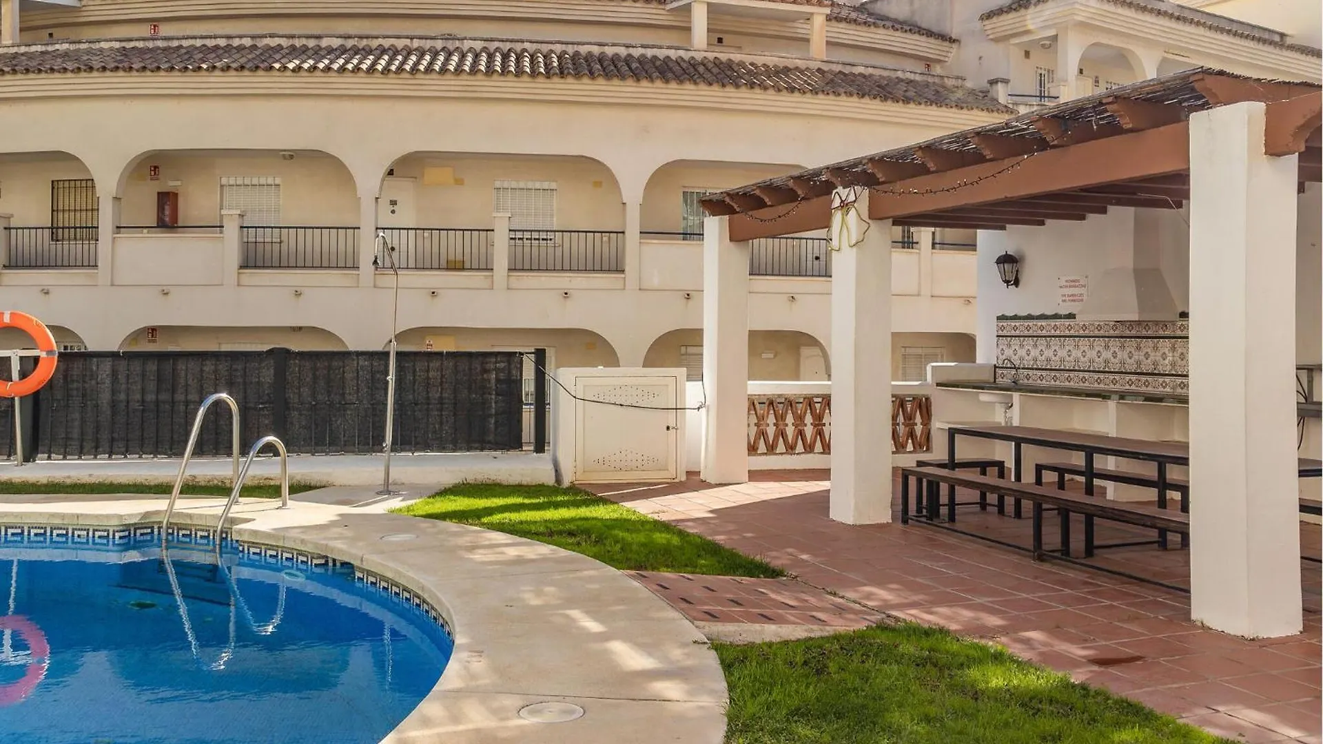 Stunning Apartment In Benalamdena With Kitchen Benalmádena